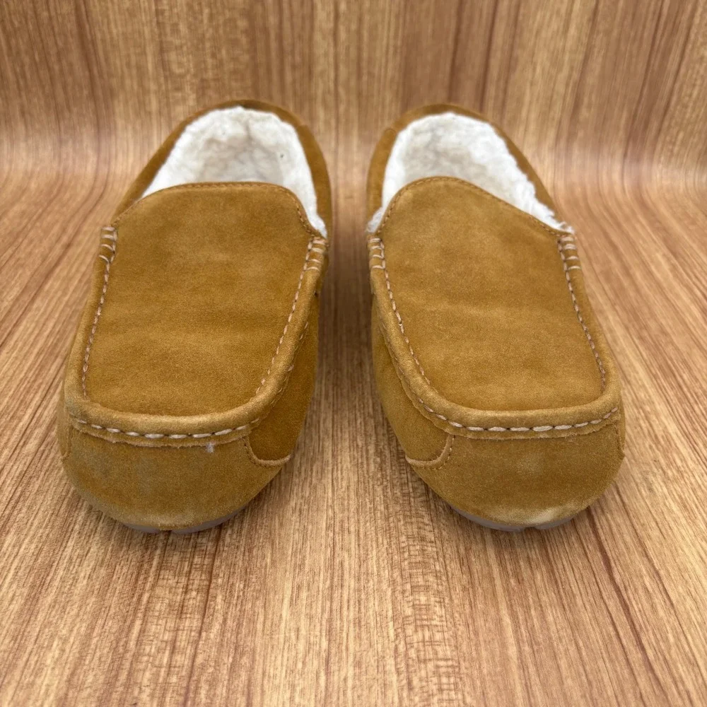 Koolaburra by UGG Tipton Slipper Mens 9 Chestnut Suede Faux Fur Loafer 1105893